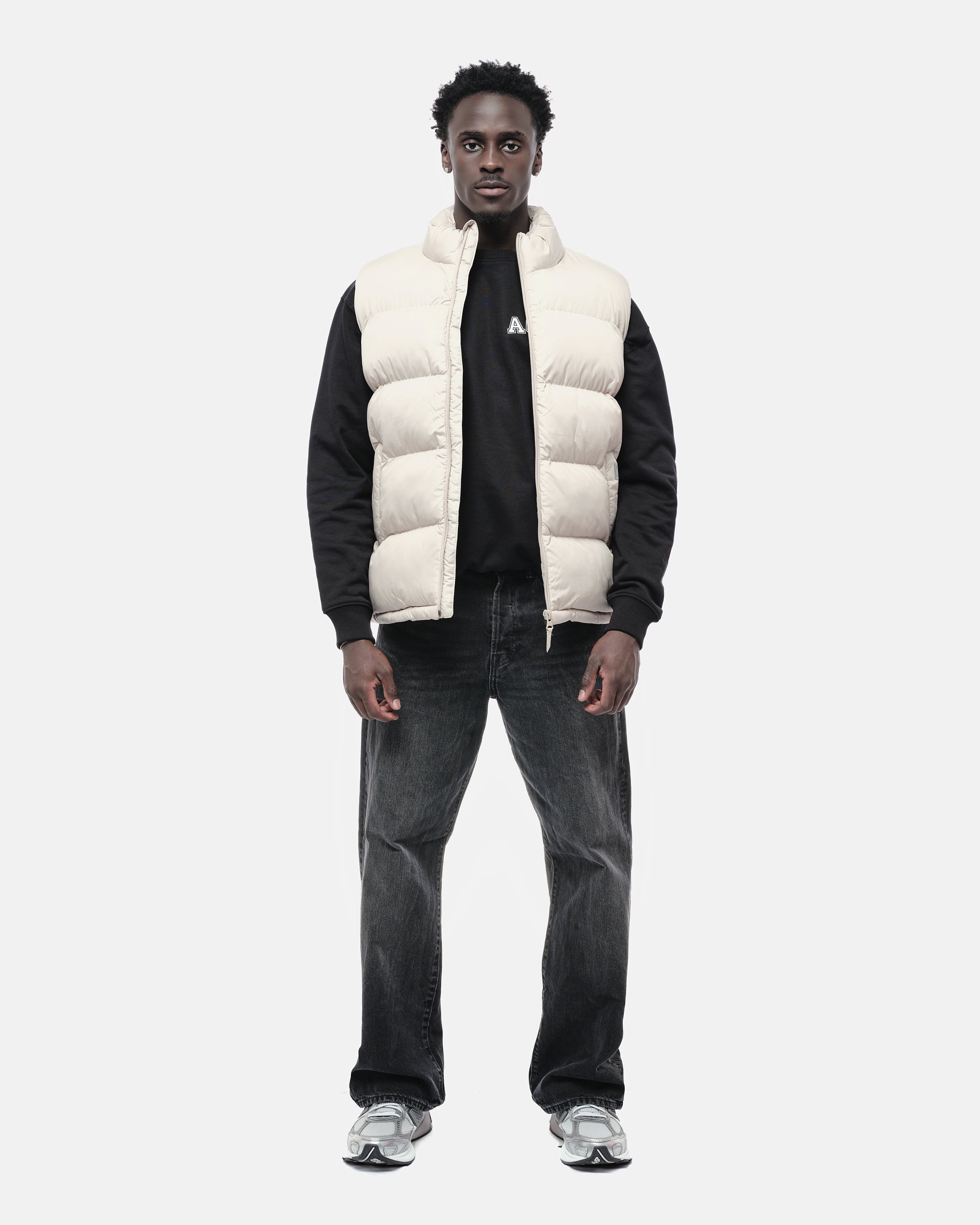 ARISTOCRAT PUFFER GILET - BEIGE