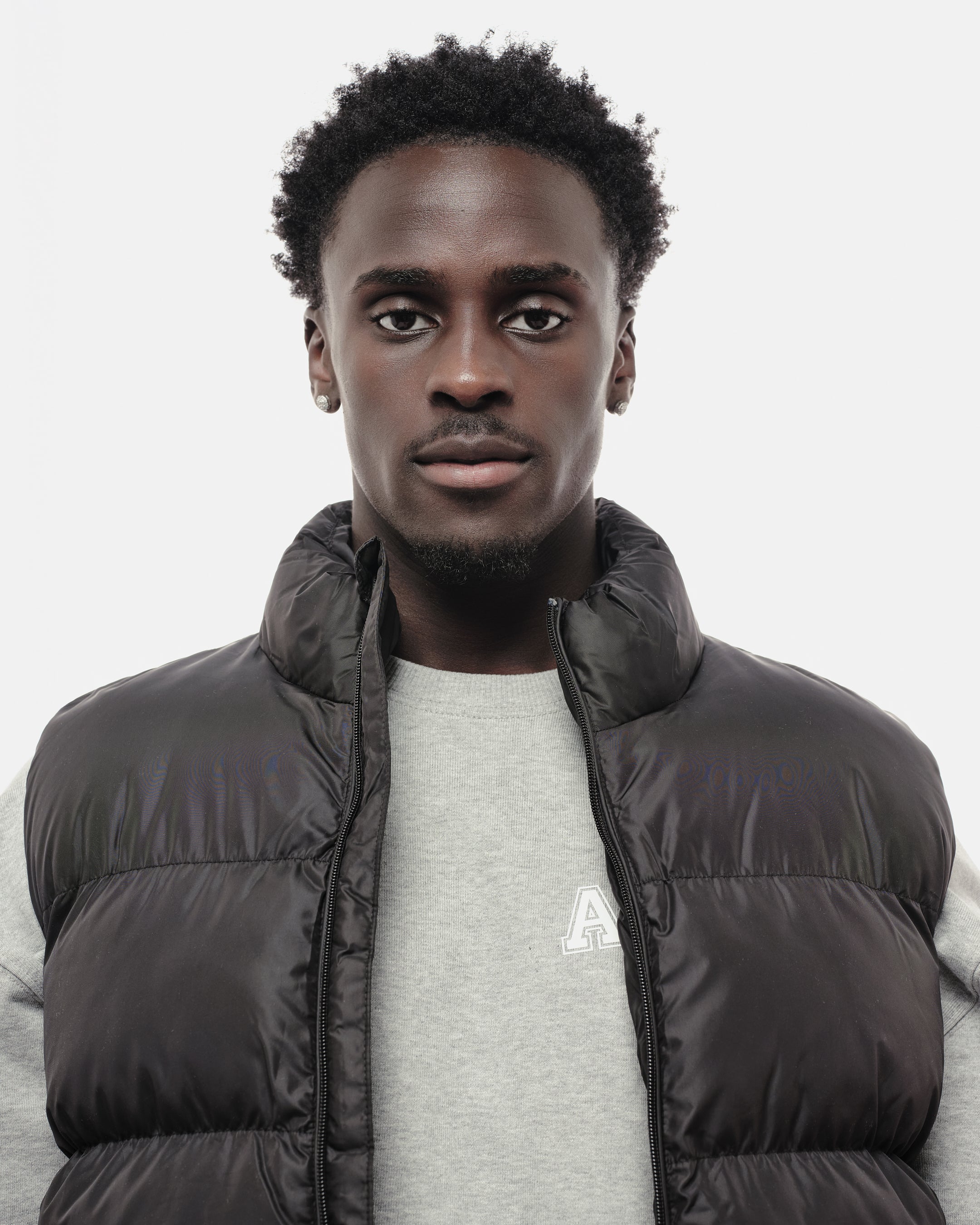 ARISTOCRAT PUFFER GILET - BLACK